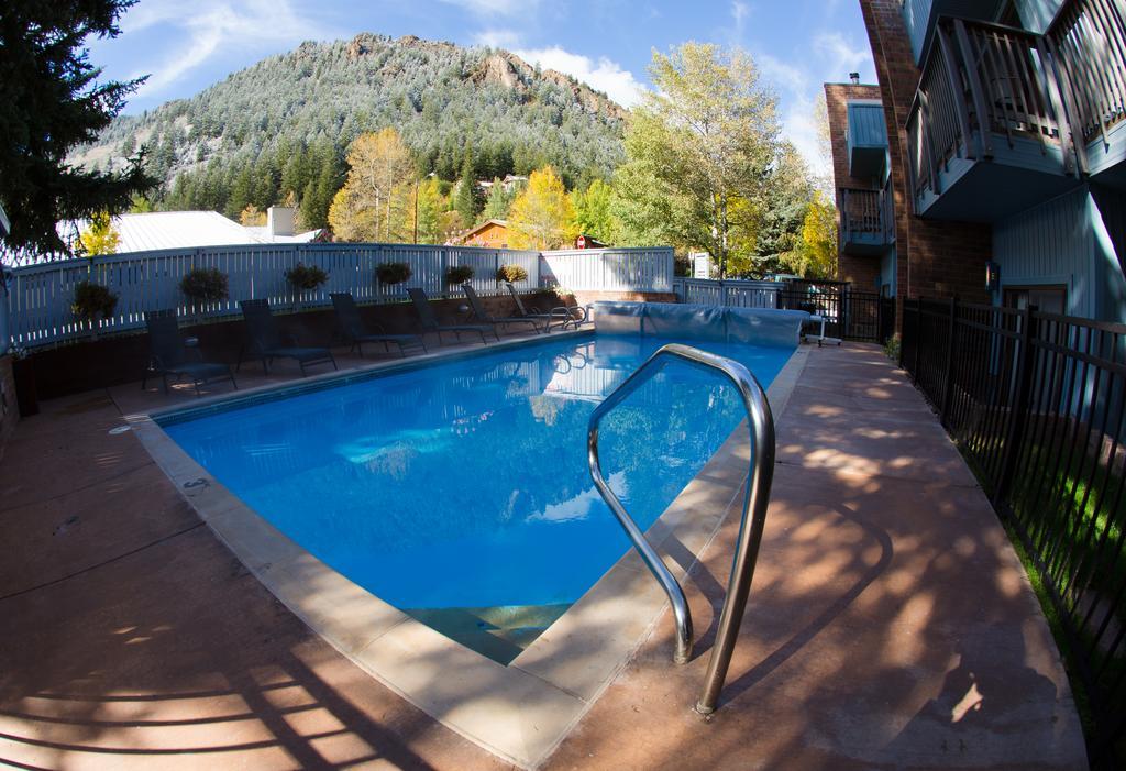 Shadow Mountain Aspen
